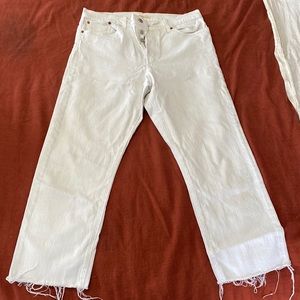 Levi’s white wedgie straight jeans size 31